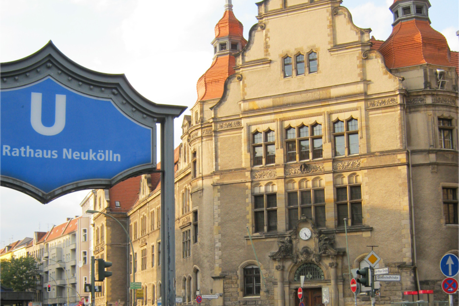 Berlin: 2.5-Hour Neighborhood Tour Of Neukölln - Guest In A City