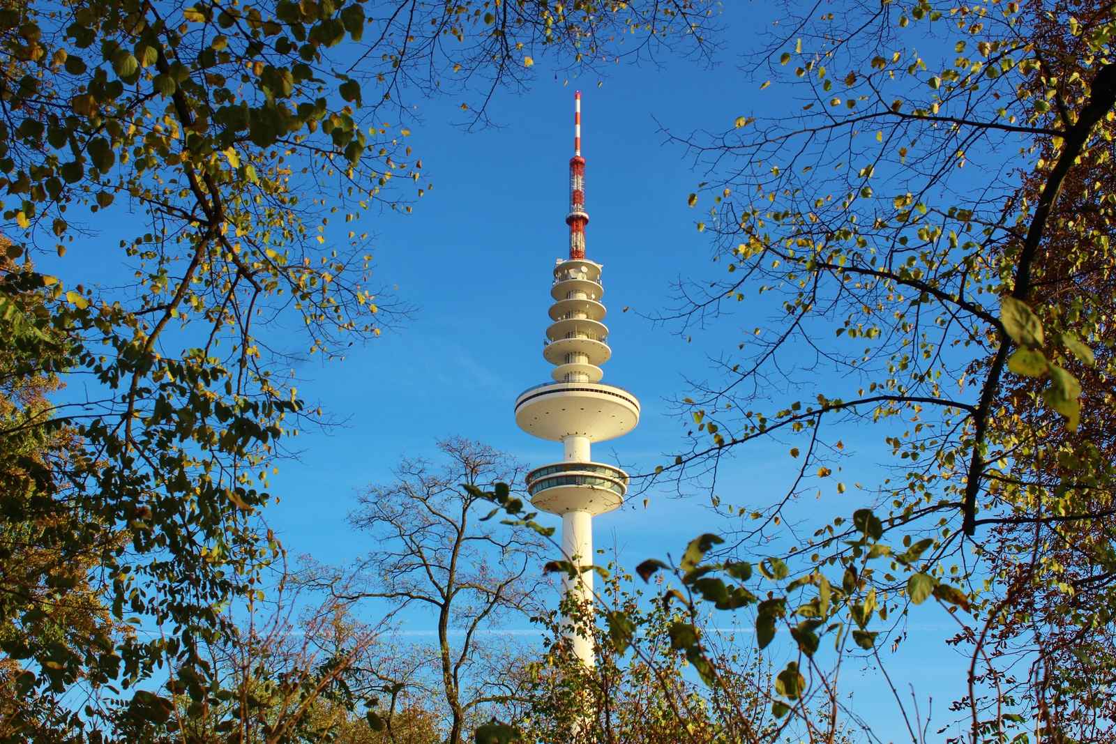 hamburg-guided-tour-of-the-sternschanze-guest-in-a-city